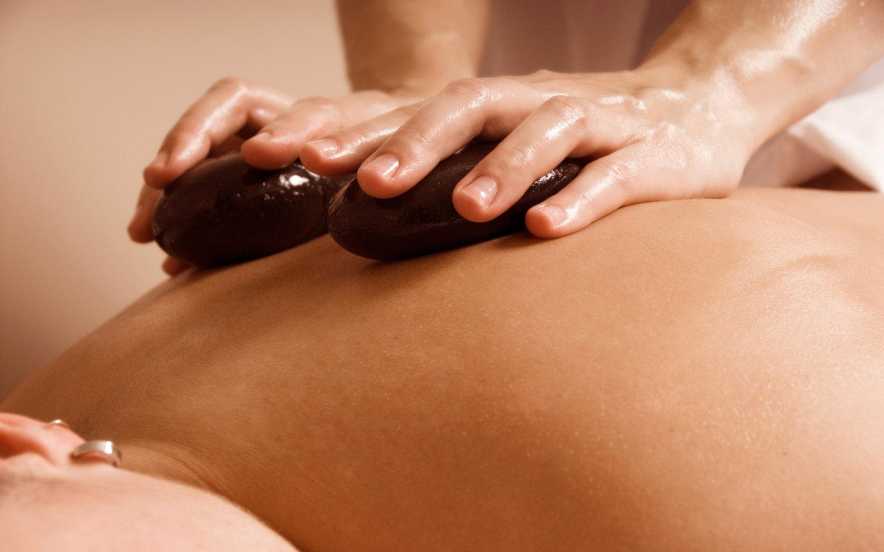 Hot Stone Massage – Perfect Therapy Inverness